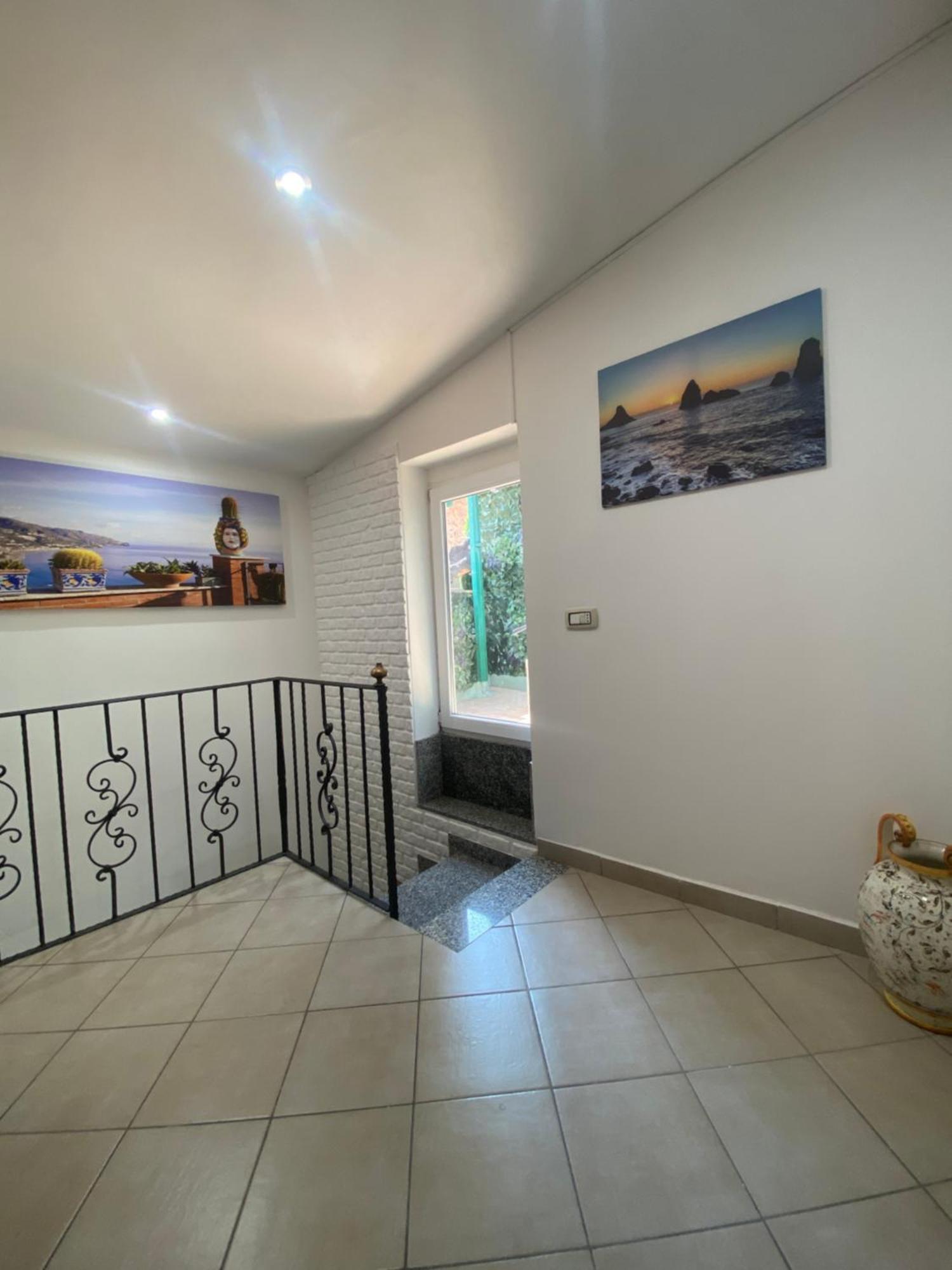 La Casa Di Noah Villa คาตาเนีย ภายนอก รูปภาพ